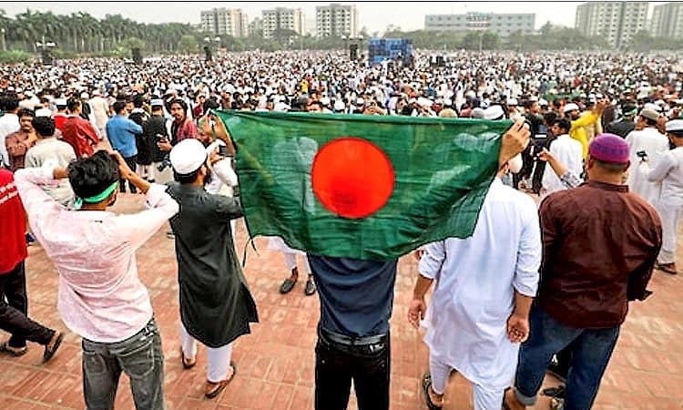 Hindu businessman attacked, set on fire in Bangladesh; escapes by jumping into lake