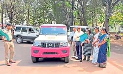Mangaluru: ಅಕ್ಕ ಪಡೆ ಯೋಜನೆಯ ವಾಹನಕ್ಕೆ ಚಾಲನೆ