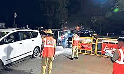 ಹೊಸ ವರ್ಷಕ್ಕೆ ಕರಾವಳಿಯ ಜನತೆ ಭವ್ಯ ಸ್ವಾಗತ ; ಪೊಲೀಸ್‌ ಬಂದೋಬಸ್ತ್