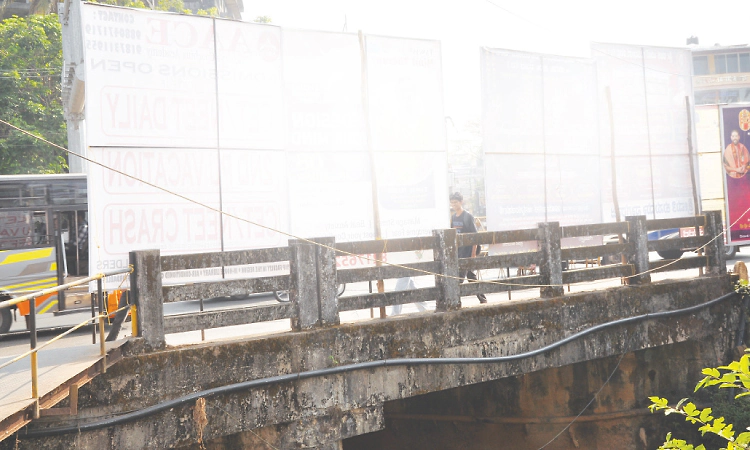 Udupi: ಎಲ್ಲೆಡೆ ಅಕ್ರಮ ಫ್ಲೆಕ್ಸ್‌ಗಳ ಹಾವಳಿ