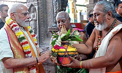 ತಿರುಪ್ಪರನಕುಂಡ್ರಂ ದೇಗುಲಕ್ಕೆ ಪ್ರಧಾನಿ ನರೇಂದ್ರ ಮೋದಿ ಭೇಟಿ