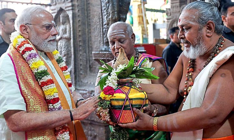 ತಿರುಪ್ಪರನಕುಂಡ್ರಂ ದೇಗುಲಕ್ಕೆ ಪ್ರಧಾನಿ ನರೇಂದ್ರ ಮೋದಿ ಭೇಟಿ
