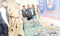 ಬ್ರ್ಯಾಂಡ್ ಹೆಸರಿನಲ್ಲಿ ಕಳಪೆ ವಾಚ್‌ ಮಾರಾಟ: ಸಿಸಿಬಿ ಪೊಲೀಸರಿಂದ ಐವರ ಸೆರೆ