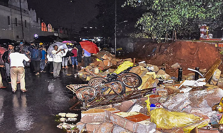 Two inquiry committees set up to probe Bowring Hospital compound wall collapse
