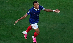 Mbappe, Haaland shine on big night as France, Norway, Mexico advance to World Cup round of 16