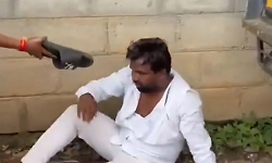 Woman confronts man over alleged obscene messages in Bengaluru, video goes viral