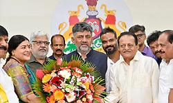 ಕನ್ನಡ ಚಿತ್ರರಂಗ ಉಳಿವಿಗೆ ನೆರವು: ಸಿಎಂ ಅಭಯ