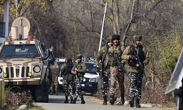 J-K-ಕುಲ್ಗಾಂನಲ್ಲಿ ಉಗ್ರರ ದಾಳಿ: ಇಬ್ಬರು ವಲಸೆ ಕಾರ್ಮಿಕರ  ಹತ್ಯೆ