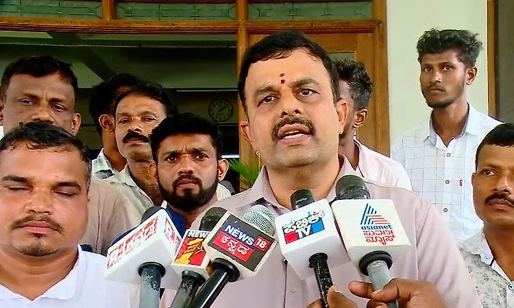 ‘We are ready to bid farewell to Rayareddy if he converts to Islam’: Sunil Kumar