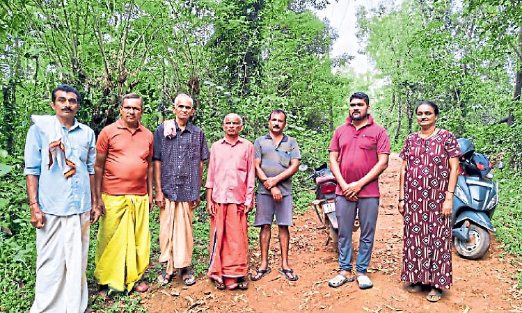 ಜಾಗ ಬಿಡಿ: 7 ಕುಟುಂಬಗಳಿಗೆ ಅರಣ್ಯ ಇಲಾಖೆ ನೋಟಿಸ್