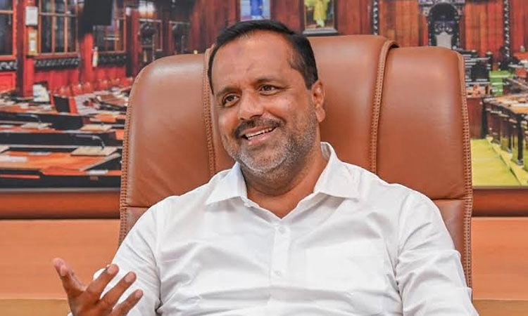 Mangaluru: ದಸರಾ ವೇಳೆ ಹೆಚ್ಚು ಪ್ರವಾಸಿಗರನ್ನು ಆಕರ್ಷಿಸಿ: ಖಾದರ್‌