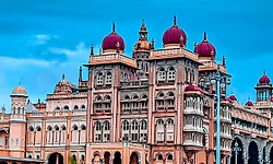 ಮೈಸೂರು ದಸರೆಗೆ ಸಿಎಂ, ಡಿಸಿಎಂ, ರಾಜ್ಯಪಾಲರಿಗೆ ಆಹ್ವಾನ