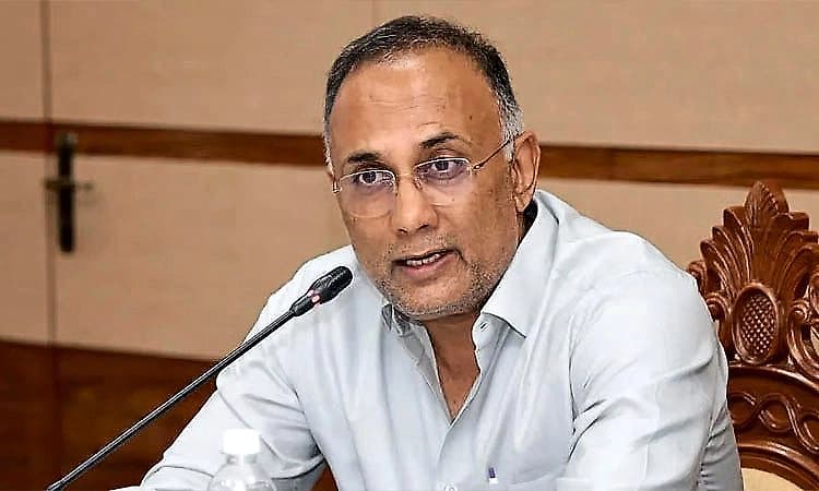 Dinesh Gundu Rao condemns corruption allegations against Speaker UT Khader