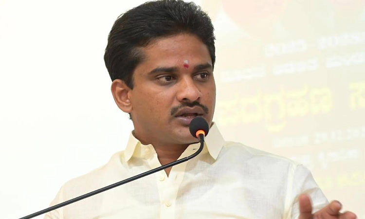 ಬಳ್ಳಾರಿಯಲ್ಲಿ ಮೊದಲಿನಿಂದಲೂ ರಾಕ್ಷಸರ ಅಟ್ಟಹಾಸ, ಜನಾರ್ದನ ರೆಡ್ಡಿ ಒಬ್ಬ ನೀಚ: ಭರತ್ ರೆಡ್ಡಿ