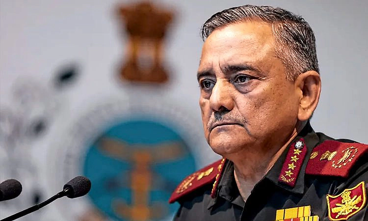 ಕಾರ್ ನಿಕೋಬಾರ್ ವಾಯುನೆಲೆ: ನವೀಕೃತ ರನ್‌ವೇ ಉದ್ಘಾಟಿಸಿದ ಸಿಡಿಎಸ್ ಅನಿಲ್ ಚೌಹಾಣ್