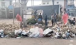 Shimoga: ಸ್ವಚ್ಛತೆ ಕಾಪಾಡಿಕೊಳ್ಳದ ಎಳನೀರು ವ್ಯಾಪಾರಿಗೆ ಬುದ್ದಿ ಕಲಿಸಿದ ನಗರ ಪಾಲಿಕೆ