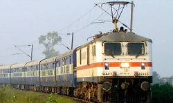 Mangaluru: ಪ್ರಯಾಣಿಕರ ದಟ್ಟಣೆ: ವಿಶೇಷ ರೈಲು ಓಡಾಟ