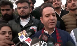 Jammu: ವಿದ್ಯಾರ್ಥಿಗಳ ಪ್ರತಿಭಟನೆಗೆ ಸಾಥ್ ನೀಡಿದ ಬಿಜೆಪಿ ಶಾಸಕ ಸುನಿಲ್ ಶರ್ಮಾ