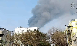 ಹಾಸಿಗೆ ಗೋದಾಮಿನಲ್ಲಿ ಬೆಂಕಿ: ಲಕ್ಷಾಂತರ ರೂ. ಮೌಲ್ಯದ ವಸ್ತುಗಳು ಸುಟ್ಟು ಕರಕಲ