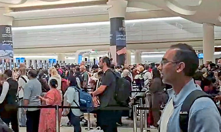 War in Middle East: ಕರಾಚಿಯಲ್ಲಿ ಇಳಿದ ಭಾರತೀಯರ ರಕ್ಷಣೆಗೆ ಕ್ರಮ