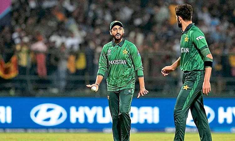 Pakistan Cricket: ಪಾಕಿಸ್ತಾನದ ಆಟಗಾರರಿಗೆ 50 ಲಕ್ಷ ಹಣ ದಂಡ ವಿಧಿಸಿದ ಪಿಸಿಬಿ! ಆಗಿದ್ದೇನು?