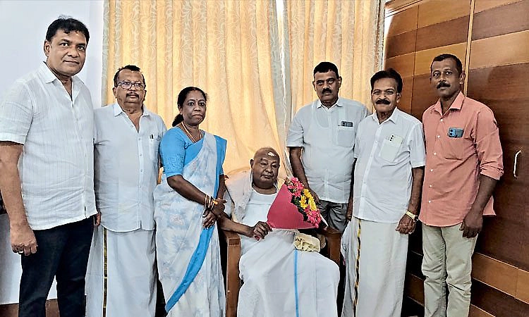 ಕುಕ್ಕೆ: ದೇವೇಗೌಡರಿಂದ ಆಶ್ಲೇಷಾ ಪೂಜೆ, ತುಲಾಭಾರ ಸೇವೆ