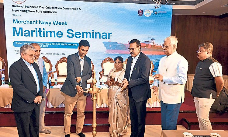 ಎಂಆರ್‌ಪಿಎಲ್‌ನಿಂದ ನಿತ್ಯ 10 ಲಕ್ಷ ಕೆಜಿ ಎಲ್‌ಪಿಜಿ ಉತ್ಪಾದನೆ: ನಂದಕುಮಾರ್‌ ಪಿಳ್ಳೈ