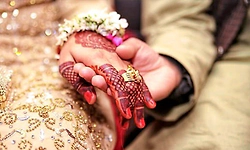 ಮದುವೆ ಮನೆಯಲ್ಲಿ ಎಣ್ಣೆ ಭಾಗ್ಯವಿಲ್ಲದ್ದಕ್ಕೆ ಗಲಾಟೆ; ವಧು-ವರನ ಮೇಲೆ ಹಲ್ಲೆ!