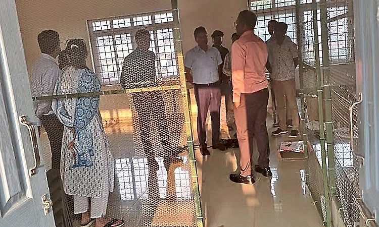 Shringeri recounting of votes; officials struggle while searching for rejected ballots!