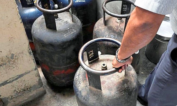 ಹೊಟೇಲ್‌, ಕೇಟರಿಂಗ್‌, ಆಟೋ ಚಾಲಕರ ಮೇಲೆ ಪರಿಣಾಮ