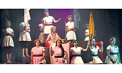 ಸೊಗಸಾದ ರೂಪಕದಲ್ಲಿ ಲೋಕ ಶಂಕರ
