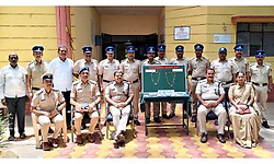 Mahalingpur ಪೊಲೀಸರ ಭರ್ಜರಿ ಬೇಟೆ, ಕಳವಾದ 9.15 ಲಕ್ಷ ರೂ. ಗಳ ಆಭರಣ, 30 ಮೊಬೈಲ್ ವಶ