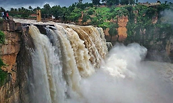 ಬೆಳಗಾವಿ: ಜಲಪಾತ, ಅರಣ್ಯ ವಲಯಗಳಿಗೆ ಸಾರ್ವಜನಿಕ ಪ್ರವೇಶ ನಿಷೇಧ; ನಿಯಮ ಮೀರಿದರೆ ಕಾನೂನು ಕ್ರಮ