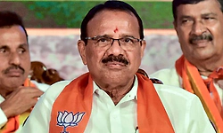 ಡಿವಿಎಸ್‌ ವಿರುದ್ಧ ಮಾತಿಗೆ ವಿಶ್ವನಾಥ್‌ ಕ್ಷಮೆ ಕೇಳಲಿ: ರಾಜ್ಯ ಒಕ್ಕಲಿಗರ ಸಂಘ