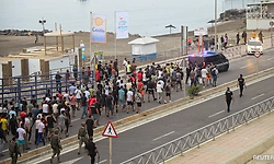 Spain installs 500-meter sea barrier after deadly migrant surge in Ceuta 