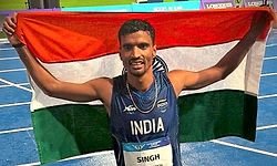 ಟ್ರ್ಯಾಕ್ ಮತ್ತು ಫೀಲ್ಡ್ ಸ್ಪರ್ಧೆಗಳಲ್ಲಿ ಎರಡು ಪದಕ ಗೆದ್ದು ಇತಿಹಾಸ ಬರೆದ ಗುಲ್ವೀರ್‌ ಸಿಂಗ್‌
