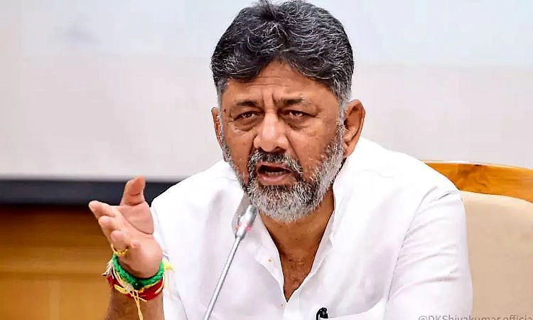 ಆಂತರಿಕ ಬಿಕ್ಕಟ್ಟು ಮುಚ್ಚಲು ಬಿಜೆಪಿ ನಡಿಗೆ ಸಿಎಂ ಡಿಕೆಶಿ
