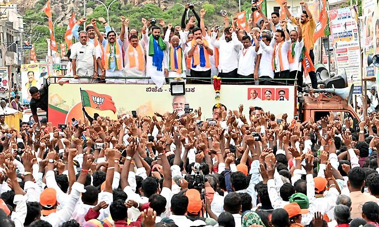 ಬಿಜೆಪಿ ಪಾದಯಾತ್ರೆ ಹೋದಲೆಲ್ಲಾ ಬೆಂಬಲ!