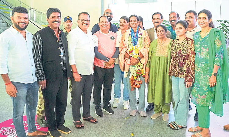 ಕ್ರೀಡಾಪಟುಗಳ ಪ್ರೋತ್ಸಾಹಧನ  ಹೆಚ್ಚಿಸಲು ಪೂವಮ್ಮ ಆಗ್ರಹ