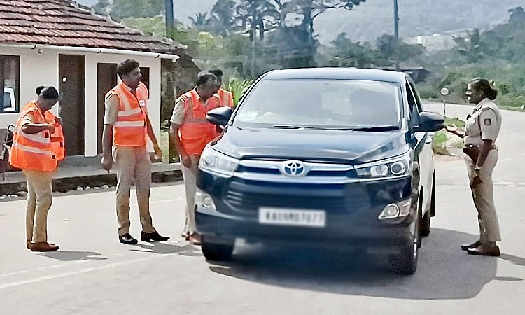 Mudigere; ದತ್ತ ಜಯಂತಿ: ಗಡಿಭಾಗ,ಸೂಕ್ಷ್ಮ ಪ್ರದೇಶಗಳಲ್ಲಿ ಬಿಗಿ ಪೊಲೀಸ್ ಬಂದೋಬಸ್ತ್