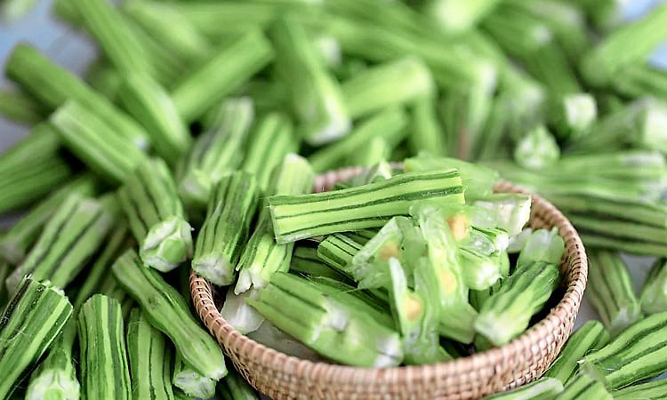 Price Hike: ಏರುತ್ತಿದೆ ತರಕಾರಿ ದರ, ನುಗ್ಗೆ ಕೆಜಿಯೊಂದಕ್ಕೆ 700 + ರೂ.!