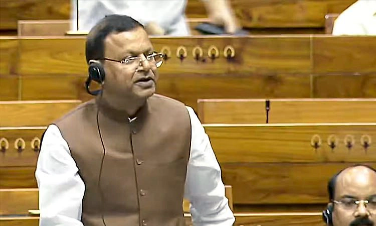 ಸಾರ್ವಜನಿಕ ವಲಯದ ಬ್ಯಾಂಕ್‌ ವಿಲೀನ ಇಲ್ಲ: ಹಣಕಾಸು ಸಚಿವಾಲಯ    