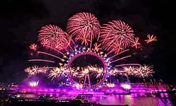 New Year: ಇಂಗ್ಲೆಂಡ್‌ನ‌ ಕ್ರಿಸ್‌ಮಸ್‌ ಮತ್ತು ಹೊಸ ವರ್ಷದ ಸಡಗರಕ್ಕೆ ವಿಶೇಷ ಮೆರುಗಿದೆ!