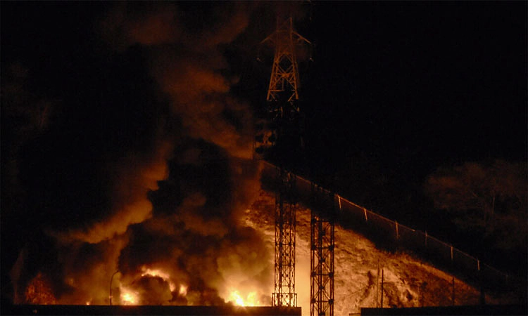 Venezuela: ಟ್ರಂಪ್‌ ವೈಮಾನಿಕ ದಾಳಿ ಬೆದರಿಕೆ ಬೆನ್ನಲ್ಲೇ ವೆನೆಜುವೆಲಾ ಮೇಲೆ ಸರಣಿ ದಾಳಿ