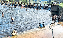 Tourists flout norms, pollute Kumaradhara bathing ghat at Kukke Subrahmanya