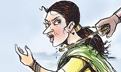 Hunsur ತಾಲೂಕಿನ ಎರಡು ಕಡೆ ಸರಗಳ್ಳತನ