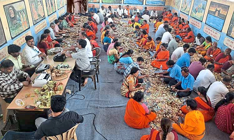 Gangavati: ಕಿಷ್ಕಿಂಧಾ ಅಂಜನಾದ್ರಿ ಹುಂಡಿ ಎಣಿಕೆ... 70 ದಿನಗಳಲ್ಲಿ 69 ಲಕ್ಷ ರೂ. ಸಂಗ್ರಹ.