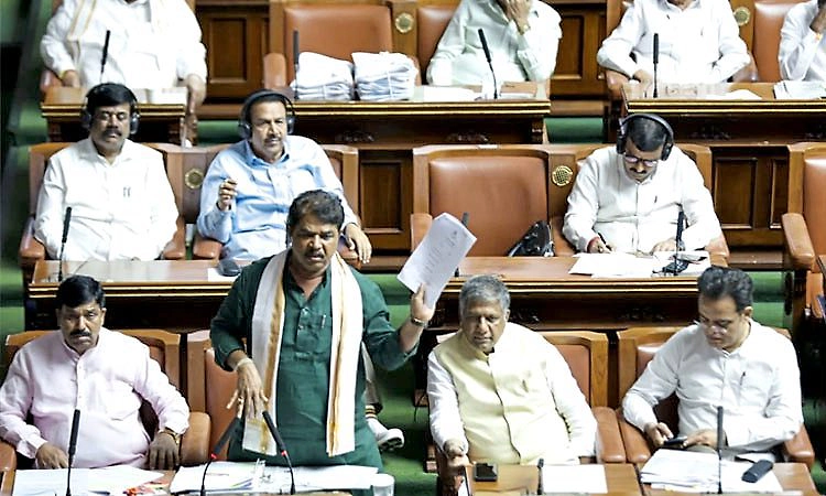 ಭ್ರಷ್ಟಾಚಾರದಲ್ಲಿ ಅಬಕಾರಿ ಇಲಾಖೆ ಎ 1: ಆರ್.‌ ಅಶೋಕ್‌