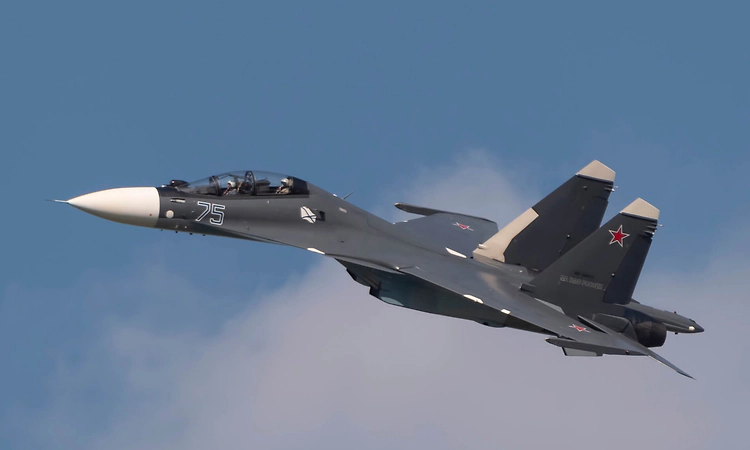 Russian SU-30 crashes in Crimea, pilots safe