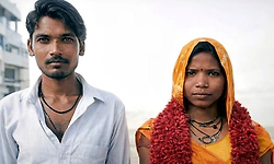 ಮದುವೆಯ ಉಡುಪಿನಲ್ಲೇ ನೇಣಿಗೆ ಶರಣಾದ ದಂಪತಿ... ಒಂದೂವರೆ ತಿಂಗಳ ಗರ್ಭಿಣಿಯಾಗಿದ್ದ ಪತ್ನಿ